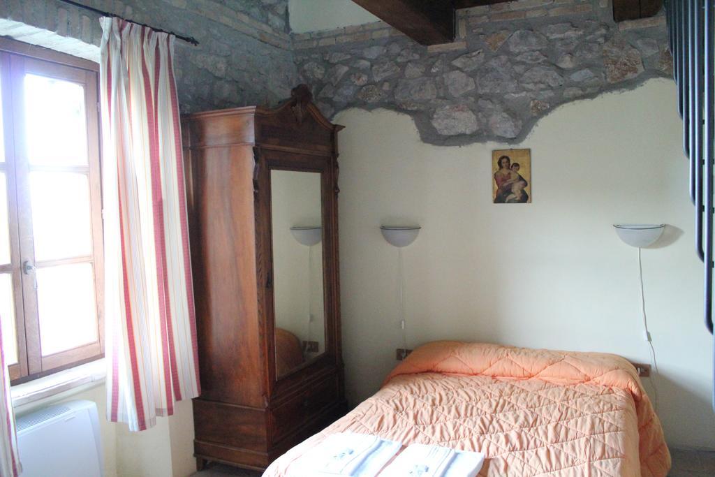 Agriturismo Terre Di Musignano Canino ภายนอก รูปภาพ
